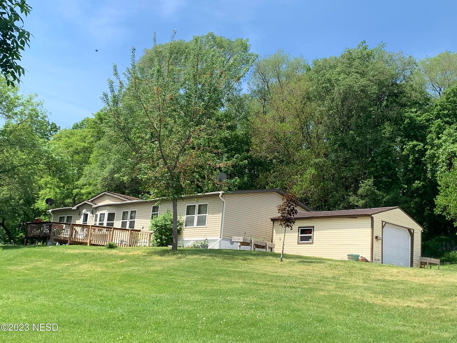 200 Dakota Ave, Big Stone City, SD 57216 Zillow