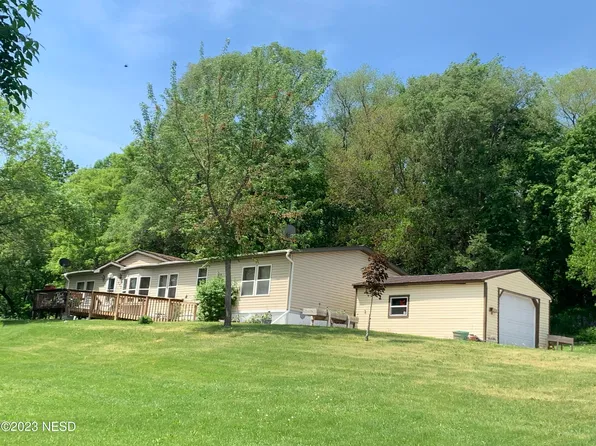 200 Dakota Ave, Big Stone City, SD 57216