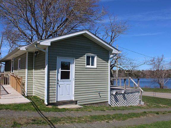 5th image of 638 French Rd