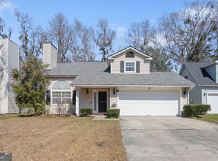 24 Saint Ives Dr, Savannah, GA 31419