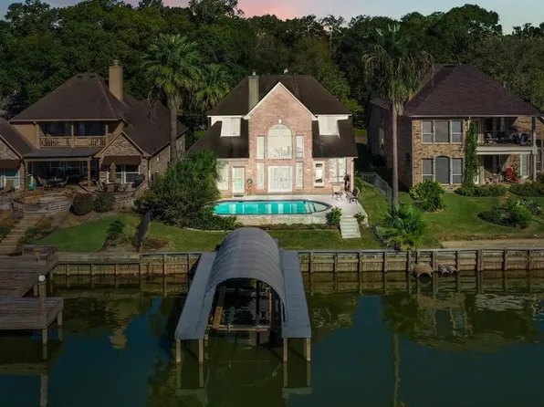 2025 S Shore Blvd, Montgomery, TX 77356