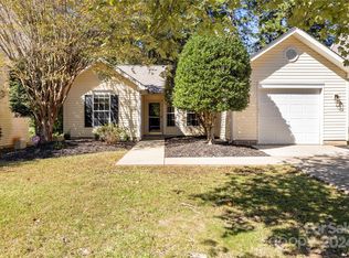 4909 Deerton Rd, Charlotte, NC 28269