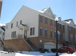 42701 Newcomer Ter, Chantilly, VA 20152