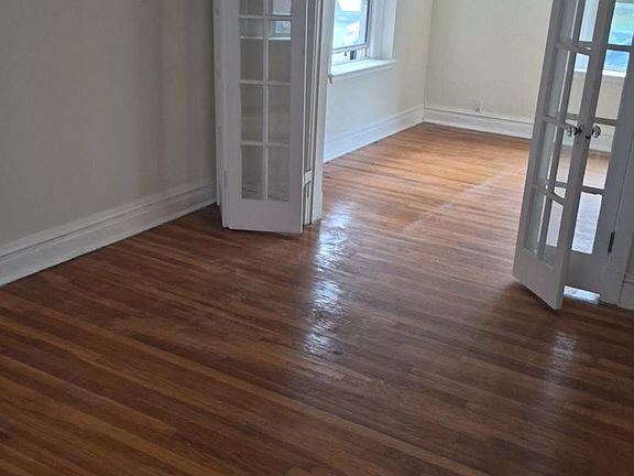 2nd image of 6301 N Rosebury Ave #11561964