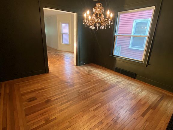 4th image of 72 Vernon Pl Floor 2