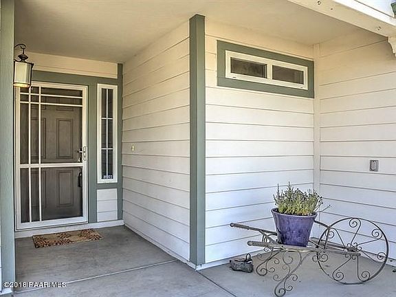3rd image of 1609 Addington Dr