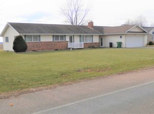 28571 Fawn River Rd, Sturgis, MI 49091