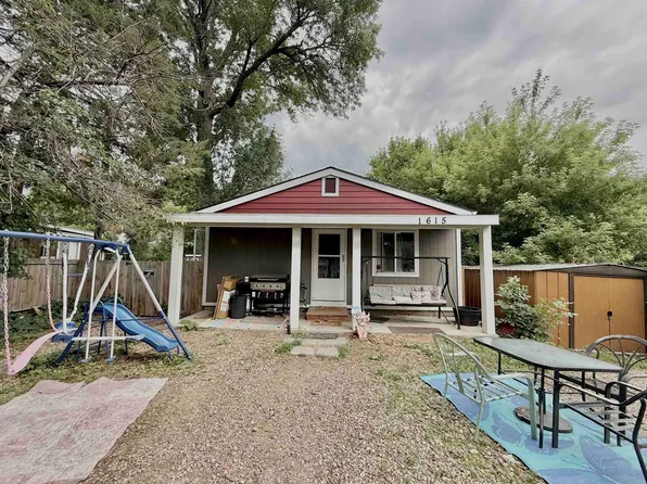 1615 Burdick Expy E, Minot, ND 58701