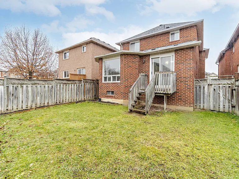 3727 Althorpe Cir — Photo 37