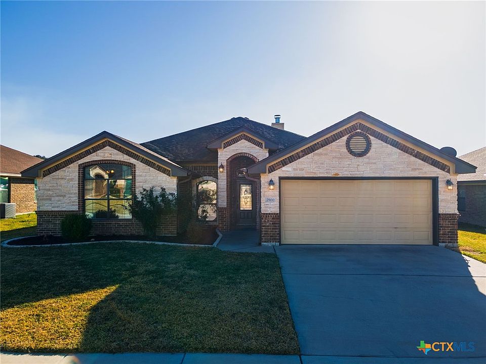 1st image of 2900 Legacy Ln