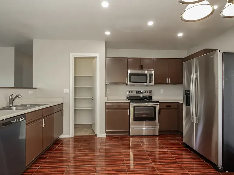 11950 W Flores Dr — Photo 9