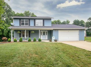 1863 Tamara Ct, Wentzville, MO 63385
