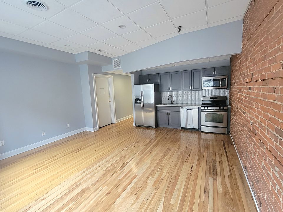 1st image of 51 Bank St APT 2A