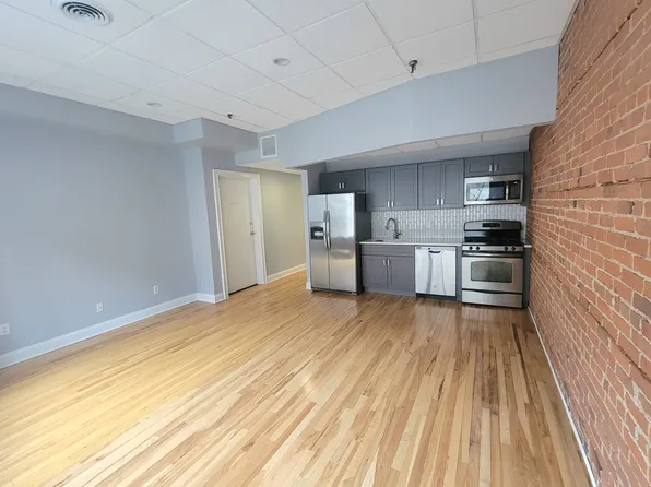 51 Bank St APT 2A, Stamford, CT 06901