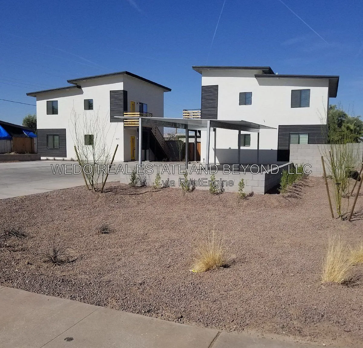 2 bed, 1.0 bath, 717 sqft, $1,395 — Photo 1