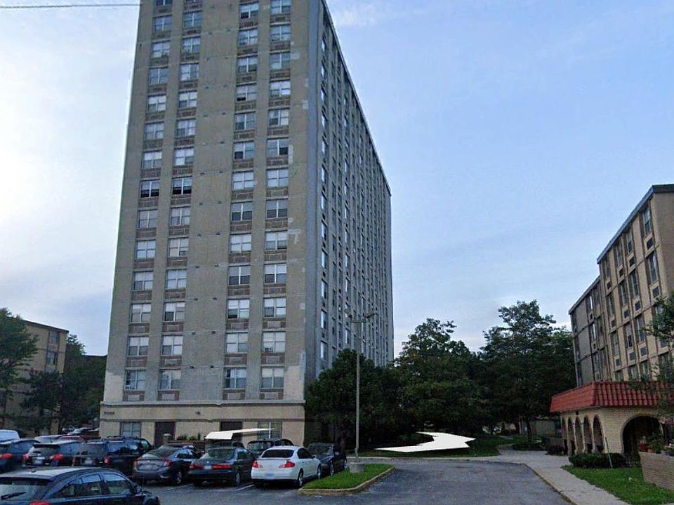 1st image of 4300 W Ford City Dr #1210