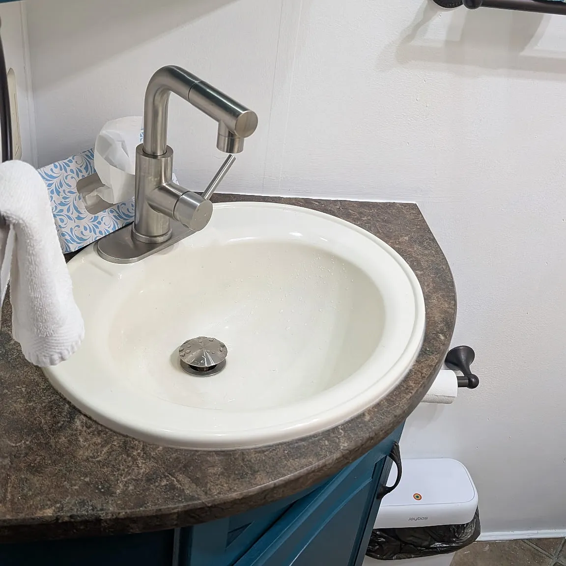 311 East Dr — Photo 3