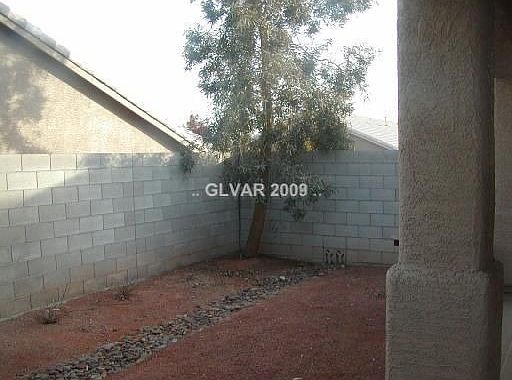 back yard w/ covered patio