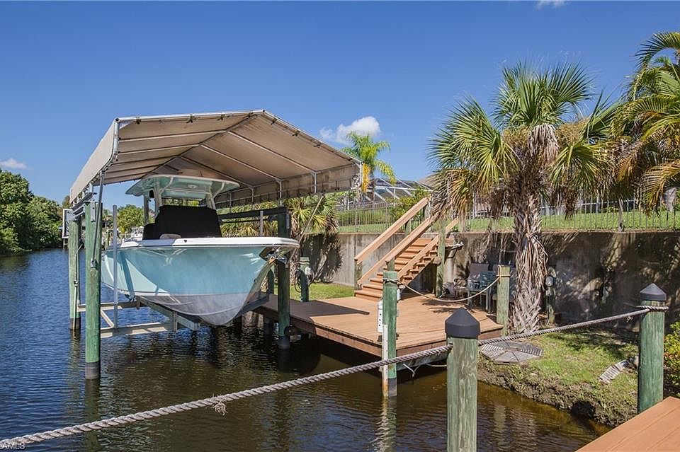 1st image of 9194 Palm Island Cir