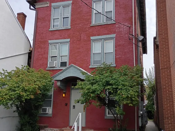 230 S 6th St APT 6, Lebanon, PA 17042