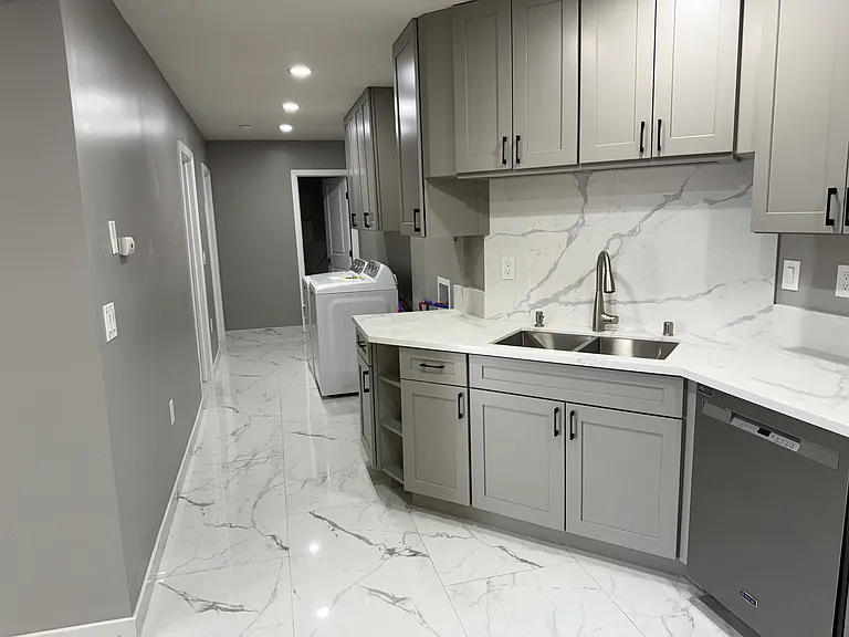 4370 Date Ave #B — Photo 9