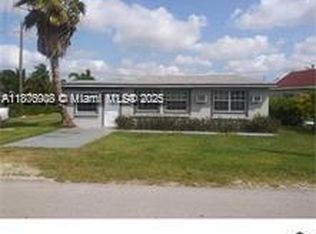 17 NE 2nd Rd #2, Homestead, FL 33030