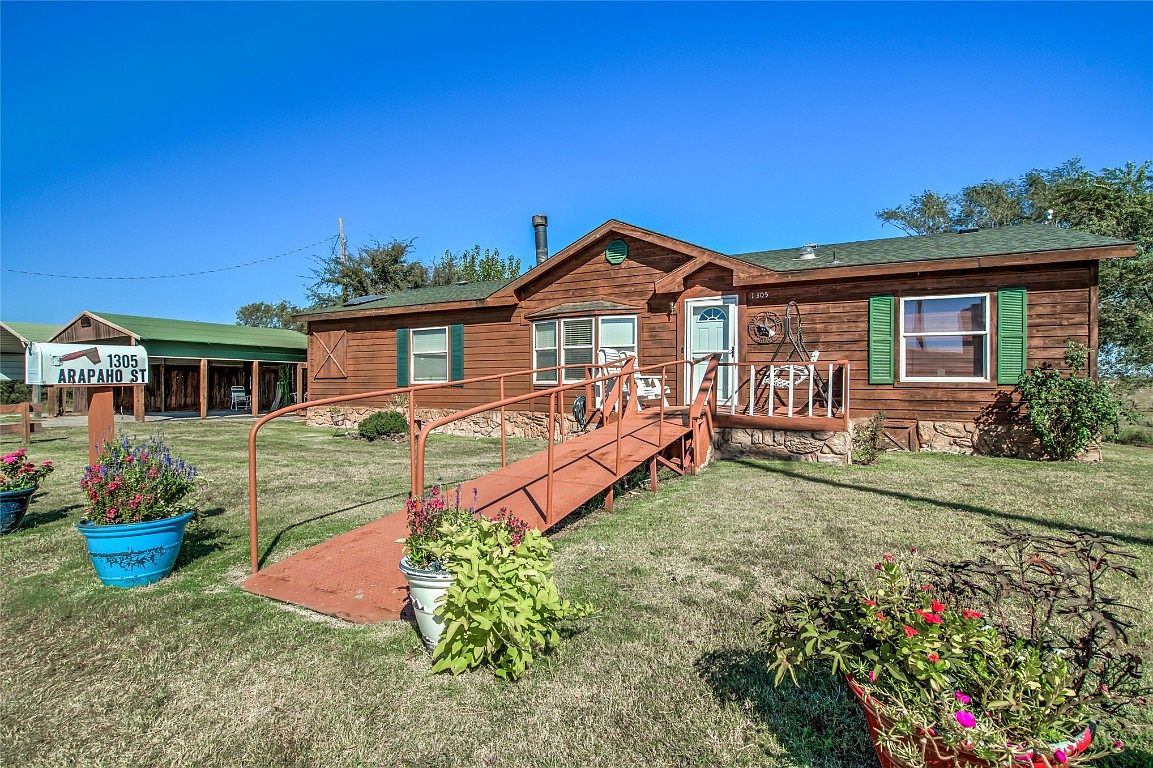 1305 Arapaho Rd, Arapaho, OK 73620 Zillow