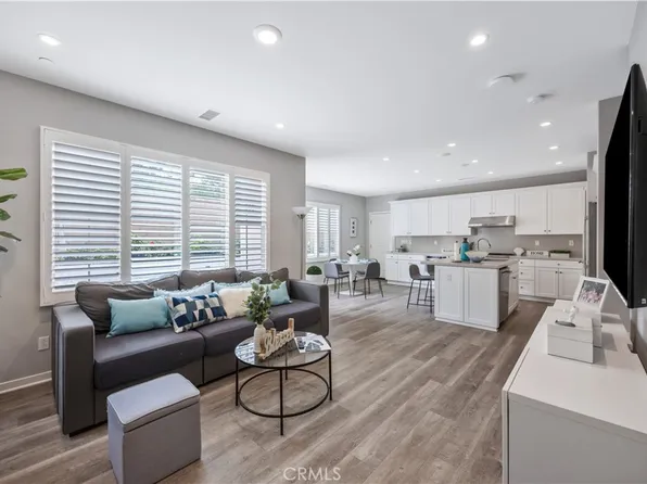 122 Messenger, Irvine, CA 92618