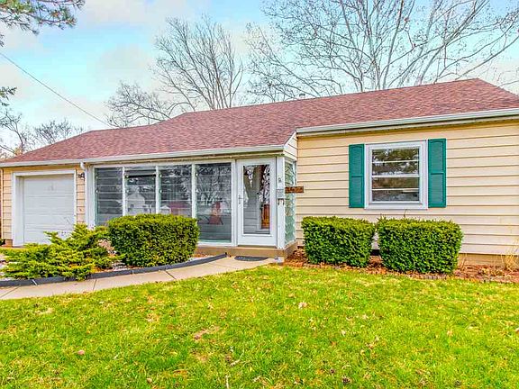 3rd image of 3024 N Isabell Ave