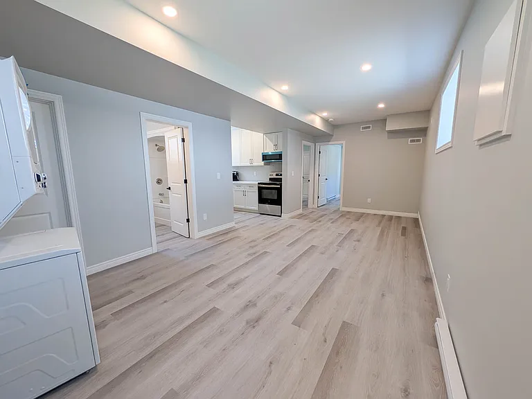 137 Saint George St #2 — Photo 2