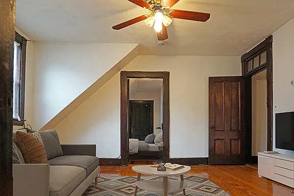 Building Photo - 159 Brown St #3