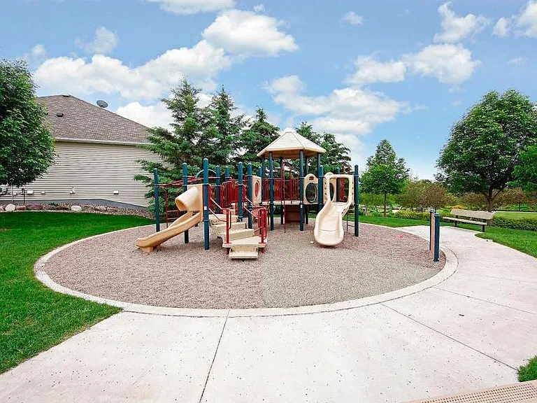 3492 Cherry Ln #F — Photo 48