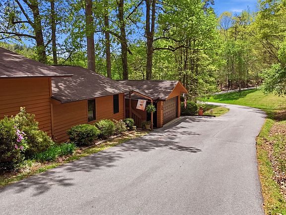 2nd image of 59 Golf Vista Dr