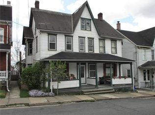 26 Park St, Nazareth, PA 18064