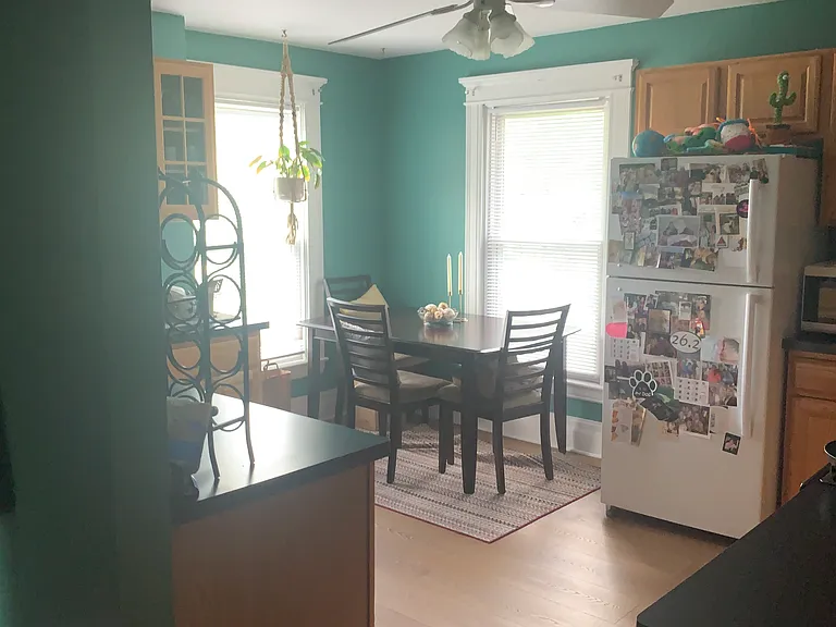 1189 Park Ave #UPPER — Photo 4