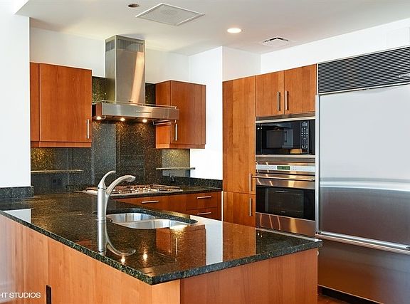 5th image of 401 N Wabash Ave Unit 48e