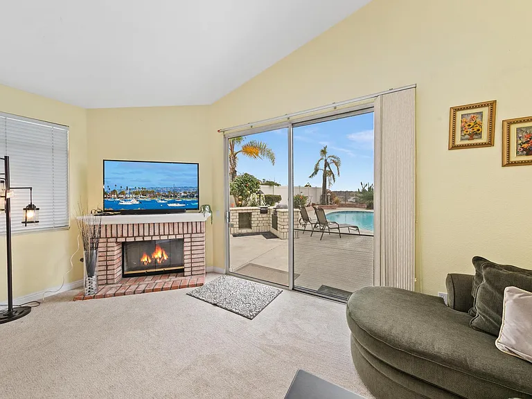 11669 Frames Port Pl — Photo 14