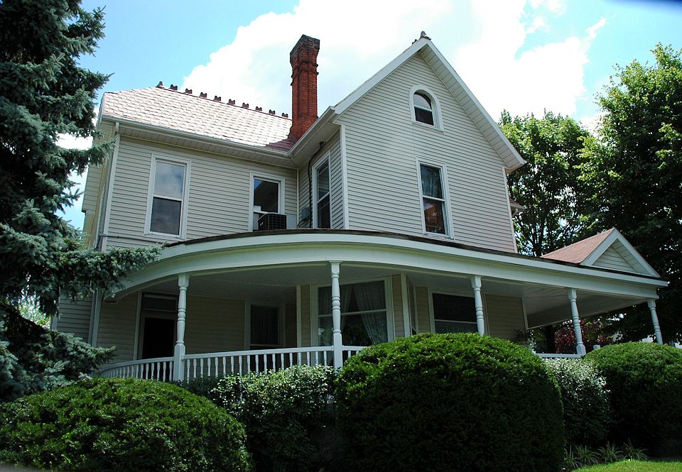 1st image of 244 S Buckeye St