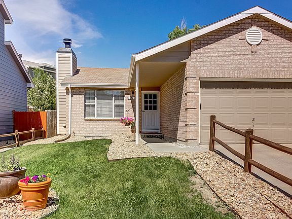 3rd image of 12101 Monaco Dr
