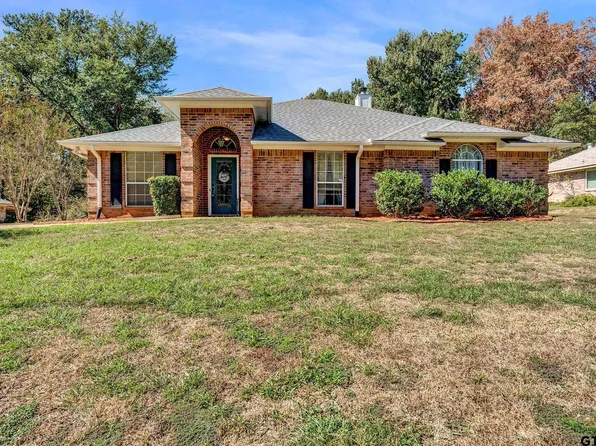 15825 Brittain Ct, Lindale, TX 75771