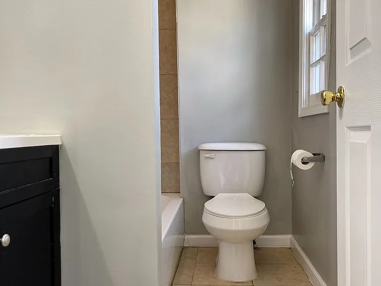 973 Geranium Ave E — Photo 6
