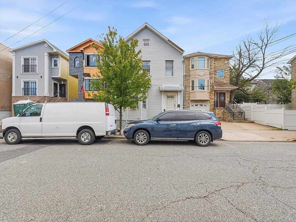 1st image of 311 WARREN ST