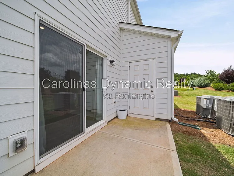 4080 County Down Ave — Photo 29