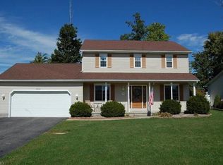 4932 Signature Cir, Youngstown, OH