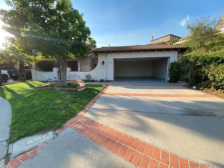 12592 Heatherfield Ln — Photo 4