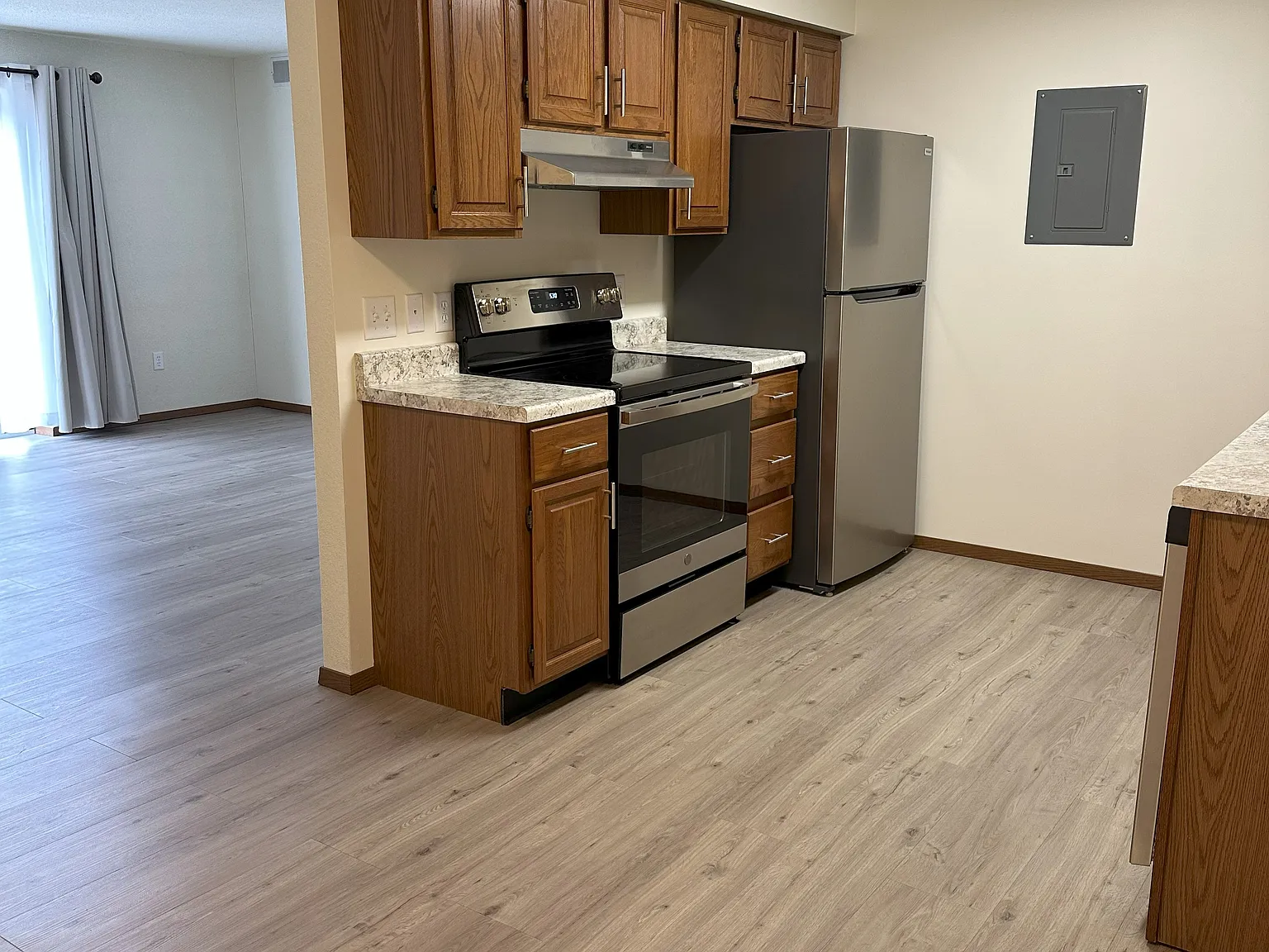 Westgate Apartments — Photo 4