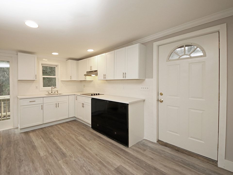 605 Ethan Allen Highway