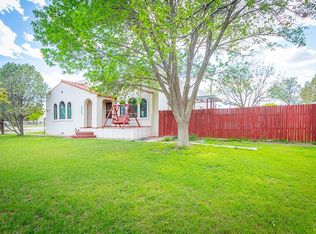 4802 Acacia Rd, Roswell, NM 88201