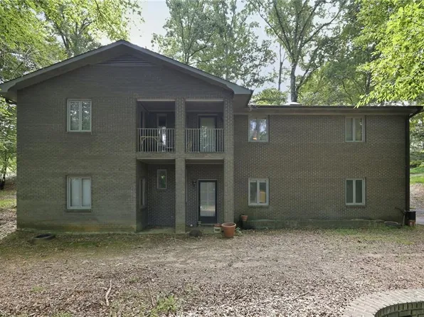1996 Memorial Industrial Sc Rd, Rural Hall, NC 27045