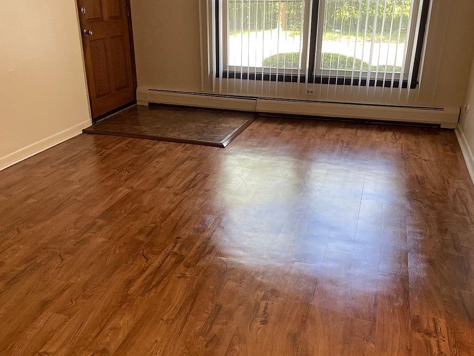 17700 Escanaba Ave 2W, Lansing, IL 60438 Zillow
